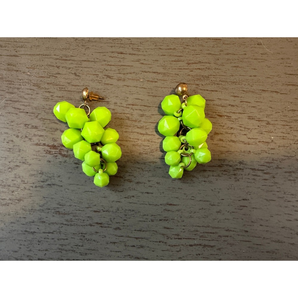 Neon Lime Green Grape Cluster Drop Earrings Faceted Bead Dangle Gold Tone Post